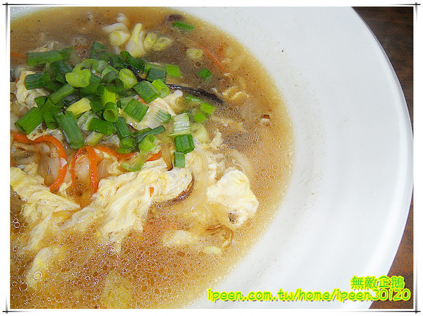 芳鄰小館：【台南-安平區】個人部隊鍋..小鳥胃勿來!! 美味家常麵...等你唷!~《芳鄰小館》