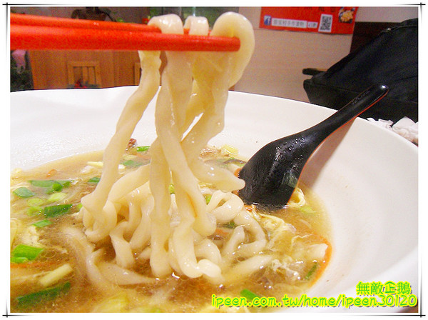 芳鄰小館：【台南-安平區】個人部隊鍋..小鳥胃勿來!! 美味家常麵...等你唷!~《芳鄰小館》