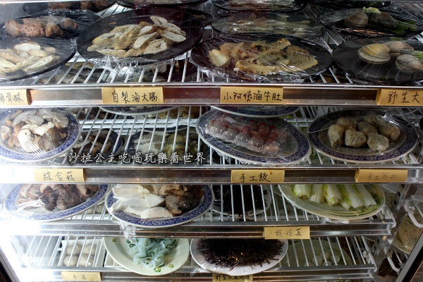 赤牛哥汕頭火鍋:台北中山台南黃肉牛『赤牛哥汕頭火鍋』自助沙茶鍋