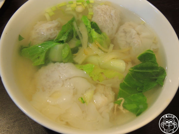 周家鮮肉餛飩：呷飽祙【台北松山･周家鮮肉餛飩】非凡大探索推薦