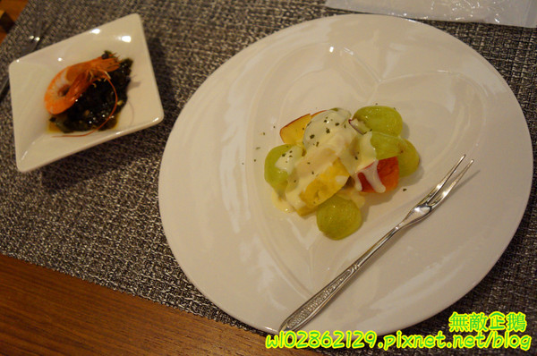 台南異國料理 Thinking食下有約(郡平店)：【台南-安平區】麻油x澳牛...創意十足的火鍋!~無制式菜單/芝麻奶酪/免服務費《台南異國料理 Thinking食下有約》