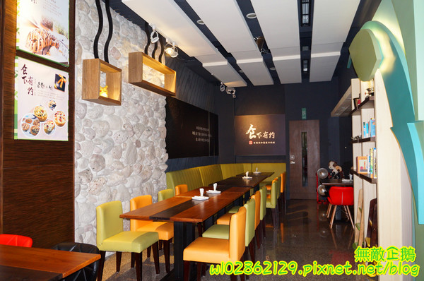 台南異國料理 Thinking食下有約(郡平店)：【台南-安平區】麻油x澳牛...創意十足的火鍋!~無制式菜單/芝麻奶酪/免服務費《台南異國料理 Thinking食下有約》