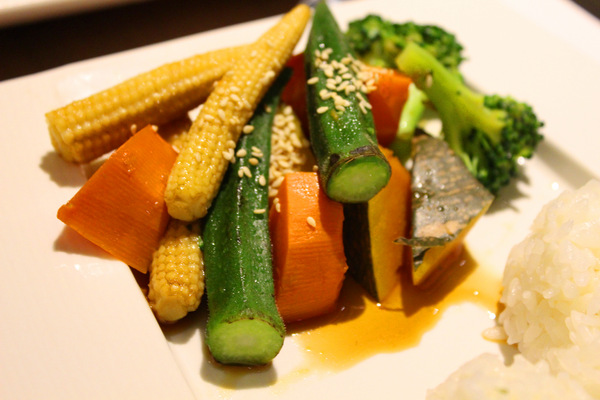 台南異國料理 Thinking食下有約(郡平店)：[台南]健康美味大滿足 Thinking食下有約