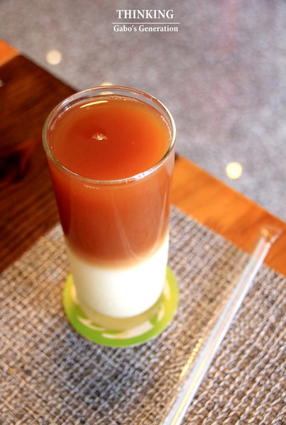 台南異國料理 Thinking食下有約(郡平店)：【台南||安平】用心的料理。食下有約──連飲料都好喝！推『花雕蹄膀煲』(有出年菜哦！)