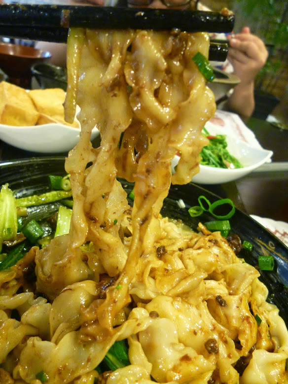 成忠樓蘭州牛肉拉麵:【新竹/口碑劵】正統蘭州拉麵在台灣,溫暖美食.地方美味與老眷村的人情味-成忠樓蘭州牛肉拉麵