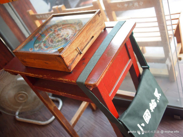 黑輪國小:【食記】嘉義懷舊時光-黑輪國小關東煮專賣&福利社@東區文化路夜市 : 走入時光隧道!古早美味輕鬆嚐