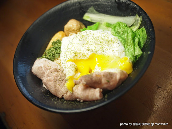 黑輪國小:【食記】嘉義懷舊時光-黑輪國小關東煮專賣&福利社@東區文化路夜市 : 走入時光隧道!古早美味輕鬆嚐