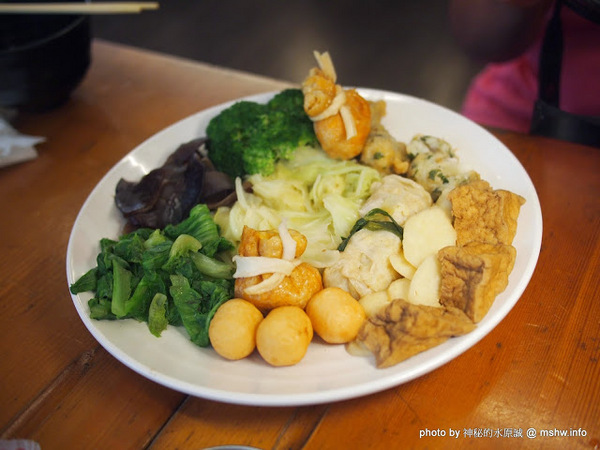 黑輪國小:【食記】嘉義懷舊時光-黑輪國小關東煮專賣&福利社@東區文化路夜市 : 走入時光隧道!古早美味輕鬆嚐