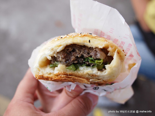 溪湖香饌胡椒餅：【食記】彰化正赤肉-香饌胡椒餅@溪湖 : 物超所值~重口味的碳烤美食!!