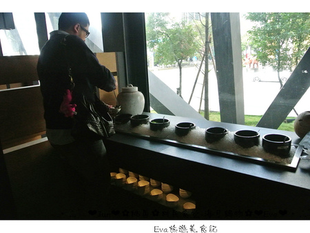 村民食堂-海月鍋物：【食記－邀約】oO。桃園　中正路　村民食堂海月鍋物　平價又美味的頂級享受！環境也超級棒的哦～。o○。