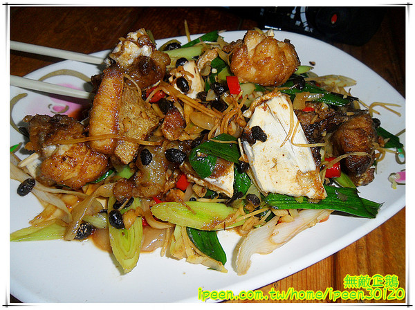 老恆春碳烤店：【台南-北區】冷冷的冬天..來吃海鮮鍋吧!《老恆春碳烤店》