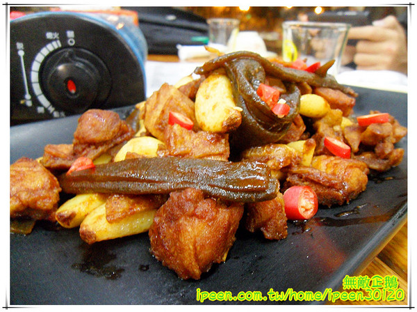 老恆春碳烤店：【台南-北區】冷冷的冬天..來吃海鮮鍋吧!《老恆春碳烤店》