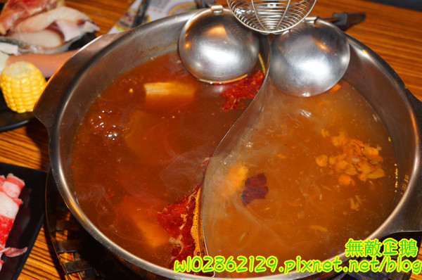 饗麻饗辣麻辣火鍋(台南中華店)：【台南-永康區】七股活蝦x吃到飽...吃火鍋+丼飯~大甲芋頭/麻辣鴨血/玉米超甜《饗麻饗辣麻辣火鍋》