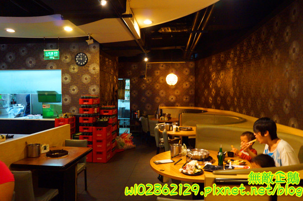 饗麻饗辣麻辣火鍋(台南中華店)：【台南-永康區】七股活蝦x吃到飽...吃火鍋+丼飯~大甲芋頭/麻辣鴨血/玉米超甜《饗麻饗辣麻辣火鍋》