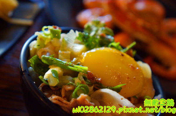 饗麻饗辣麻辣火鍋(台南中華店)：【台南-永康區】七股活蝦x吃到飽...吃火鍋+丼飯~大甲芋頭/麻辣鴨血/玉米超甜《饗麻饗辣麻辣火鍋》