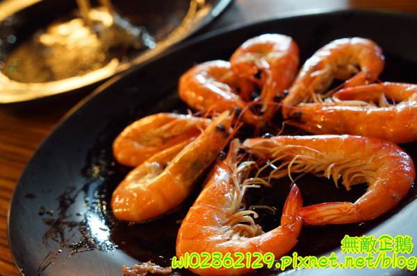 饗麻饗辣麻辣火鍋(台南中華店)：【台南-永康區】七股活蝦x吃到飽...吃火鍋+丼飯~大甲芋頭/麻辣鴨血/玉米超甜《饗麻饗辣麻辣火鍋》