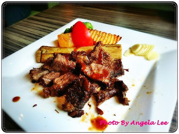 16-09-16-13-03-00-032_photo