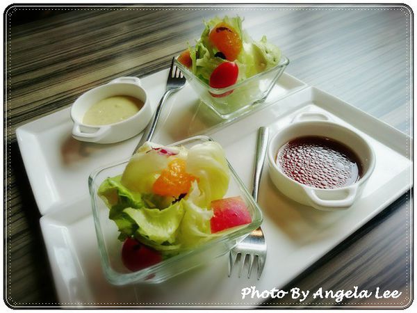 16-09-16-12-19-16-482_photo