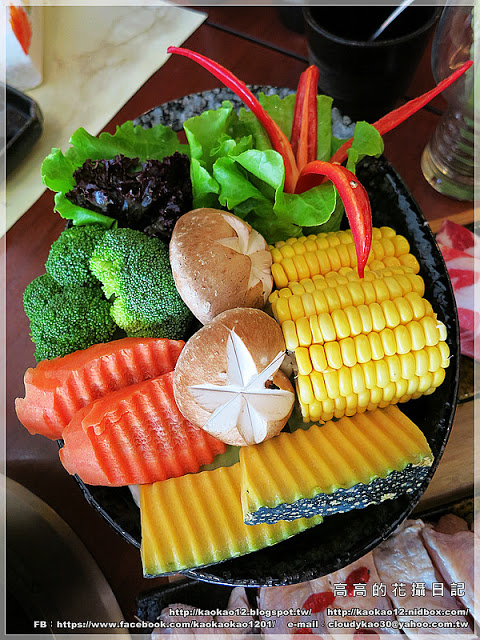 聚梧桐 臻品麻辣鍋物:【高雄】新興區。聚梧桐 臻品麻辣鍋物 《新推出!小資國民套餐》