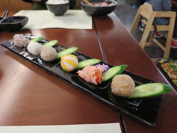 聚梧桐 臻品麻辣鍋物:千里思念。相聚梧桐~ ..聚梧桐-臻品麻辣鍋物