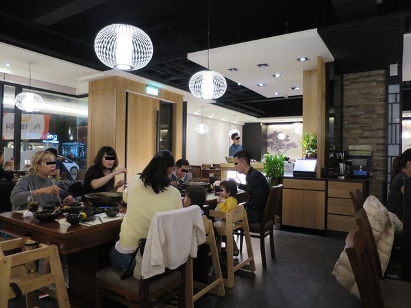 聚梧桐 臻品麻辣鍋物：千里思念。相聚梧桐~  ..聚梧桐-臻品麻辣鍋物