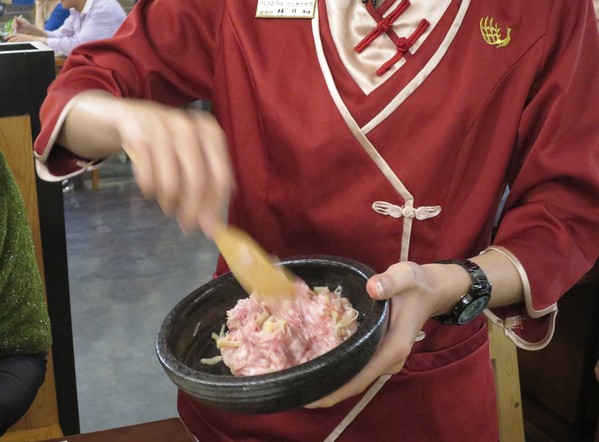 聚梧桐 臻品麻辣鍋物：千里思念。相聚梧桐~  ..聚梧桐-臻品麻辣鍋物