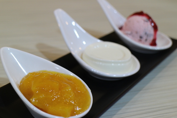 ICE COTTON艾思頓： 士林夜市『ICE COTTON艾思頓』甜品專賣店