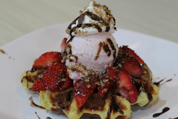 ICE COTTON艾思頓： 士林夜市『ICE COTTON艾思頓』甜品專賣店