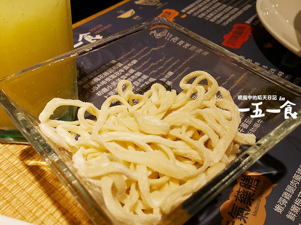 一五一食時尚鮮鍋(高島屋百貨店):【天母|一五一食】環境乾淨食材新鮮的平價涮涮鍋新選擇