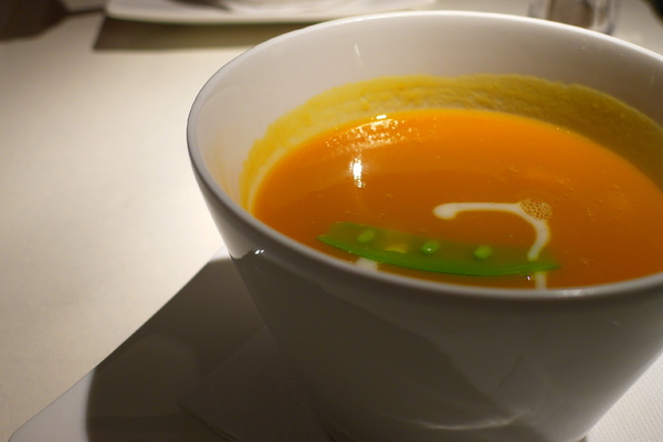 舒果新米蘭蔬食(三重龍門店)：舒果