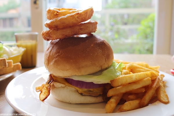 Have fun想樂美式餐廳：Have fun想樂美式餐廳✪放鬆放空的好去處~103.12.10