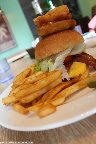 Have fun想樂美式餐廳：Have fun想樂美式餐廳✪放鬆放空的好去處~103.12.10