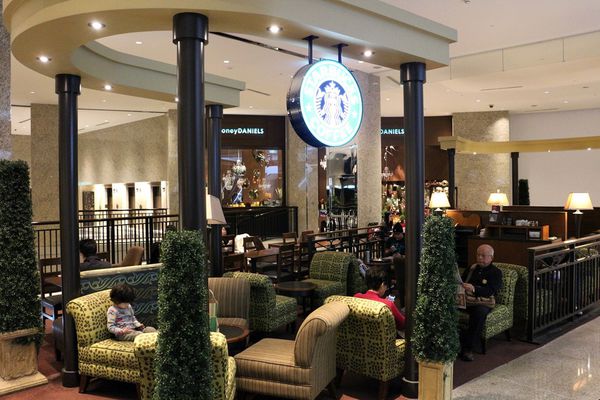 聖誕節,聖誕樹,信義商圈,貴婦百貨，聖誕裝飾，