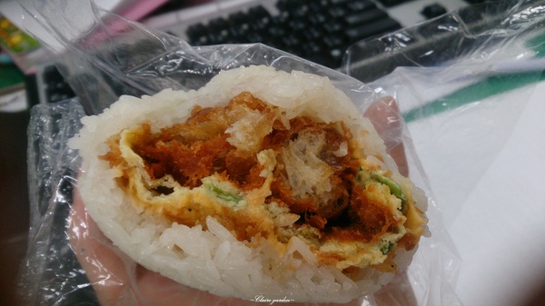 阿玉飯糰：[北投在地美食]台北阿玉飯糰~大排長龍的特色飯糰