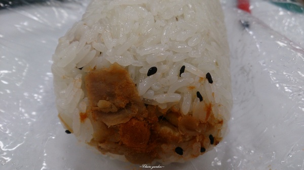 阿玉飯糰：[北投在地美食]台北阿玉飯糰~大排長龍的特色飯糰