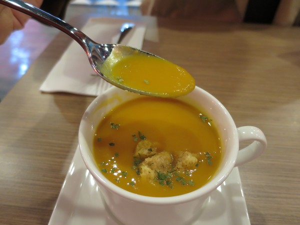 樂義義大利餐廳(高雄自由店)：從田園到餐桌~.. Love, Italy 樂義義大利餐廳(高雄自由店)