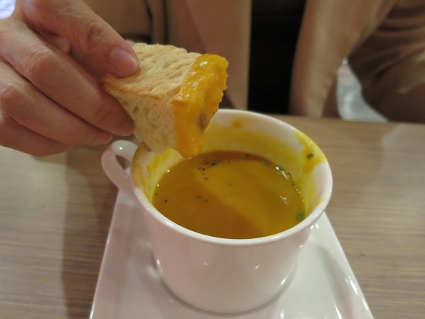 樂義義大利餐廳(高雄自由店)：從田園到餐桌~.. Love, Italy 樂義義大利餐廳(高雄自由店)