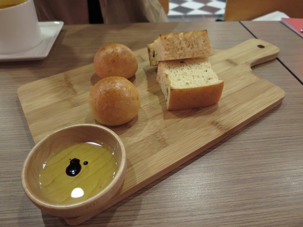 樂義義大利餐廳(高雄自由店)：從田園到餐桌~.. Love, Italy 樂義義大利餐廳(高雄自由店)