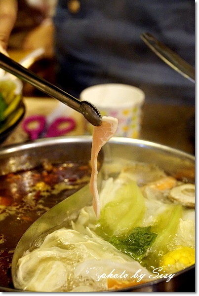 京宴屋涮涮鍋：京宴屋 金門酒糟溫體牛肉火鍋專賣店~令人大呼過癮的牛肉饗宴