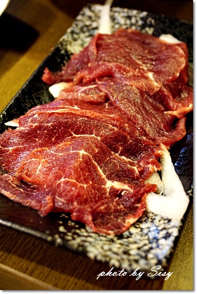 京宴屋涮涮鍋：京宴屋 金門酒糟溫體牛肉火鍋專賣店~令人大呼過癮的牛肉饗宴