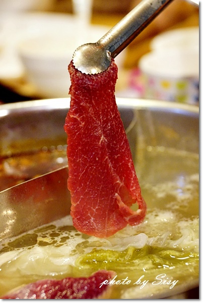 京宴屋涮涮鍋：京宴屋 金門酒糟溫體牛肉火鍋專賣店~令人大呼過癮的牛肉饗宴