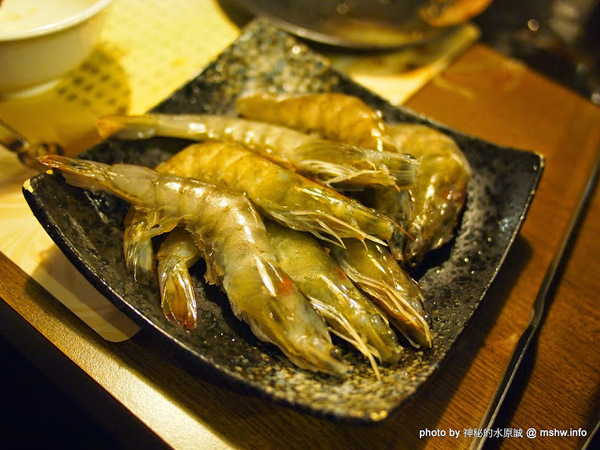 京宴屋涮涮鍋:【食記】新北Jing Yan Wu 京宴屋金門酒糟牛料理全餐&龍益莊牛肉乾@永和樂華夜市捷運MRT頂溪 : 全台唯一金門酒糟溫體牛肉火鍋!食材新鮮湯頭好,牛肉煮久也不乾澀喔!