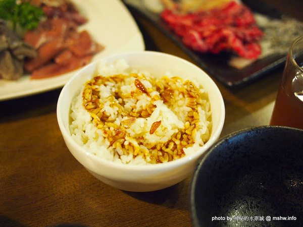 京宴屋涮涮鍋:【食記】新北Jing Yan Wu 京宴屋金門酒糟牛料理全餐&龍益莊牛肉乾@永和樂華夜市捷運MRT頂溪 : 全台唯一金門酒糟溫體牛肉火鍋!食材新鮮湯頭好,牛肉煮久也不乾澀喔!