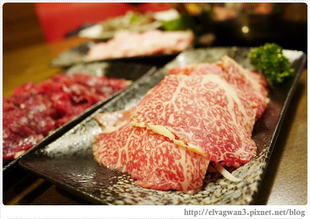 金門酒糟溫體牛肉火鍋、全台唯一、永和美食、老饕推薦、溫體牛肉、龍益莊牛肉乾、伴手禮-台北-捷運頂溪站-鴛鴦鍋-牛肉鍋-豬肉鍋-海鮮鍋-金門空運-深夜食堂-包廂-23-755-1