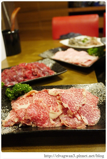 金門酒糟溫體牛肉火鍋、全台唯一、永和美食、老饕推薦、溫體牛肉、龍益莊牛肉乾、伴手禮-台北-捷運頂溪站-鴛鴦鍋-牛肉鍋-豬肉鍋-海鮮鍋-金門空運-深夜食堂-包廂-22-750-1