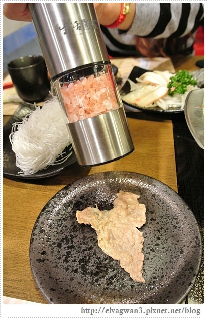 金門酒糟溫體牛肉火鍋、全台唯一、永和美食、老饕推薦、溫體牛肉、龍益莊牛肉乾、伴手禮-台北-捷運頂溪站-鴛鴦鍋-牛肉鍋-豬肉鍋-海鮮鍋-金門空運-深夜食堂-包廂-26-1-119 (073)-1