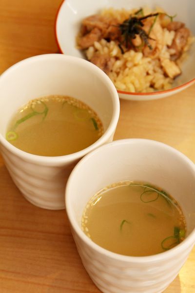 鳥哲燒物專門店，雞胸一夜干，山葵里肌肉，炸瑣骨，山葵里肌肉，深夜食堂，串揚，巷弄美食，捷運美食，隱藏美食