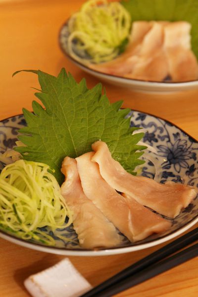 鳥哲燒物專門店，雞胸一夜干，山葵里肌肉，炸瑣骨，山葵里肌肉，深夜食堂，串揚，巷弄美食，捷運美食，隱藏美食