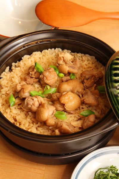 鳥哲燒物專門店，雞胸一夜干，山葵里肌肉，炸瑣骨，山葵里肌肉，深夜食堂，串揚，巷弄美食，捷運美食，隱藏美食