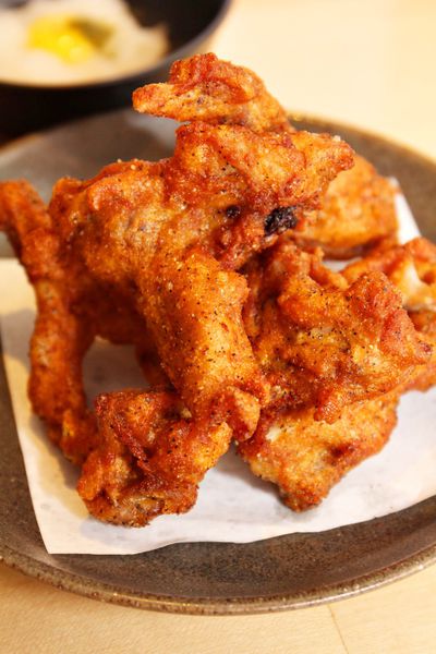 鳥哲燒物專門店，雞胸一夜干，山葵里肌肉，炸瑣骨，山葵里肌肉，深夜食堂，串揚，巷弄美食，捷運美食，隱藏美食